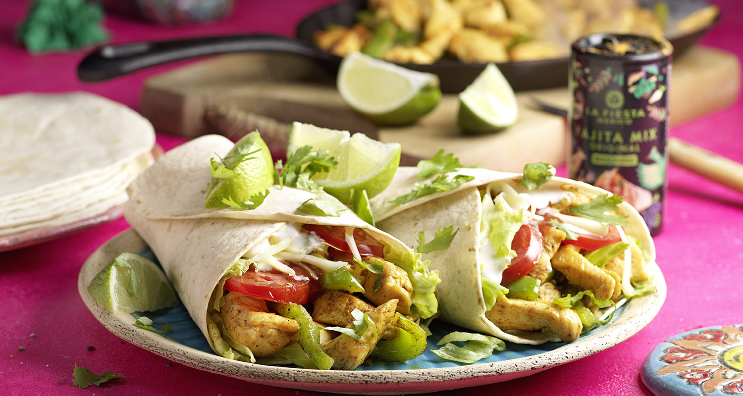 Fajita mit Hühnerfleisch und grünem Paprika